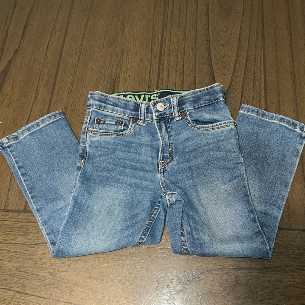 Levi’s 511 jeans straight toddler size 4t like new